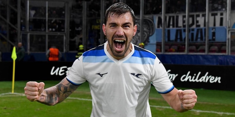 Romagnoli è una furia dopo la vittoria della Lazo: "Campo di m..." 1 Romagnoli è una furia dopo la vittoria della Lazo: "Campo di m..."