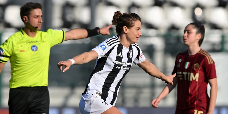 Juve Women, la data della finale di Coppa Italia con la Roma: quando e dove si gioca 1 Juve Women, la data della finale di Coppa Italia con la Roma: quando e dove si gioca