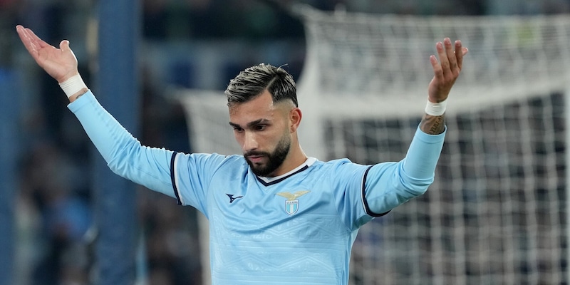 Lazio, i convocati per il ritorno con il Viktoria Plzen: si rivede Castellanos 1 Lazio, i convocati per il ritorno con il Viktoria Plzen: si rivede Castellanos