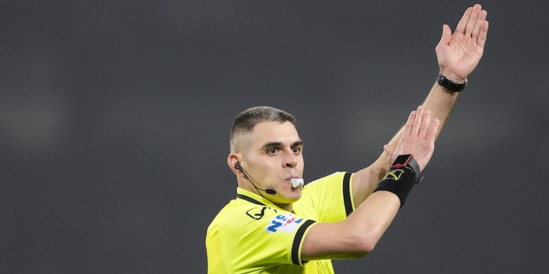 Sozza rivela: "Ecco cosa ferisce noi arbitri. Uniformità di giudizio? Difficile" 1 Sozza rivela: "Ecco cosa ferisce noi arbitri. Uniformità di giudizio? Difficile"