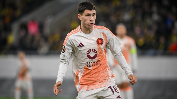 LIVE Lecce-Roma 0-0: pasticcio Guilbert-Falcone, Angelino a porta vuota mette fuori 1 LIVE Lecce-Roma 0-0: pasticcio Guilbert-Falcone, Angelino a porta vuota mette fuori