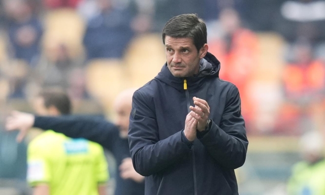 Chivu, nuove idee per un Parma più offensivo: 4-4-2 e doppia punta Bonny-Pellegrino 1 Chivu, nuove idee per un Parma più offensivo: 4-4-2 e doppia punta Bonny-Pellegrino