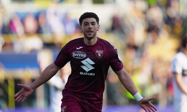 Torino, Adams torna al gol e rilancia: "La doppia cifra è il mio obiettivo" 1 Torino, Adams torna al gol e rilancia: "La doppia cifra è il mio obiettivo"