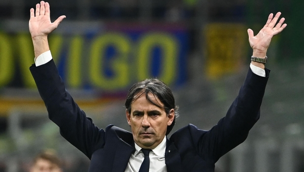 Inzaghi: "Il segno del tre? Dovevo fare 4, c'è anche il Mondiale per Club..." 1 Inzaghi: "Il segno del tre? Dovevo fare 4, c'è anche il Mondiale per Club..."