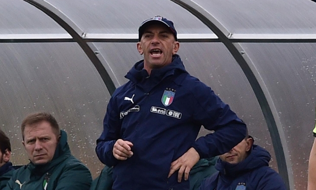 Camarda ed Ekhator stendono la Francia, ma non basta all'Under 19. All'Europeo va la Spagna 1 Camarda ed Ekhator stendono la Francia, ma non basta all'Under 19. All'Europeo va la Spagna