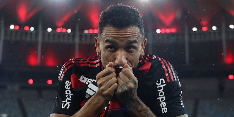Danilo, gioia Flamengo: primo gol alla Juventude, l'emozione sui social 1 Danilo, gioia Flamengo: primo gol alla Juventude, l'emozione sui social