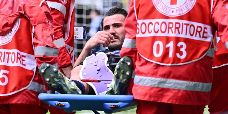 Kolasinac, infortunio più grave del previsto: emergenza in difesa per Gasperini 1 Kolasinac, infortunio più grave del previsto: emergenza in difesa per Gasperini