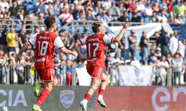 Mantova, che cuore! Brescia ribaltato nel finale. Il Frosinone contro il Cosenza si salva al 97' 1 Mantova, che cuore! Brescia ribaltato nel finale. Il Frosinone contro il Cosenza si salva al 97'