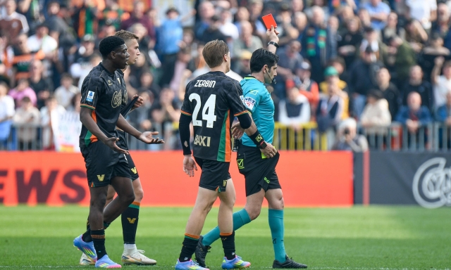 Giocatori e allenatori ammoniti o espulsi nella 32ª giornata: i malus al Fantacampionato 1 Giocatori e allenatori ammoniti o espulsi nella 32ª giornata: i malus al Fantacampionato