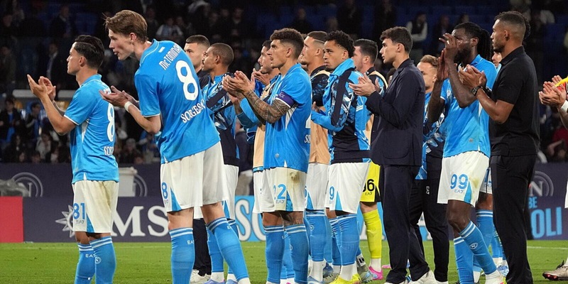 Napoli, ora tocca ai giocatori 1 Napoli, ora tocca ai giocatori