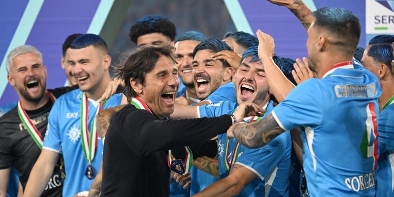 Conte e il Napoli, la magnifica ossessione 4 Conte e il Napoli, la magnifica ossessione