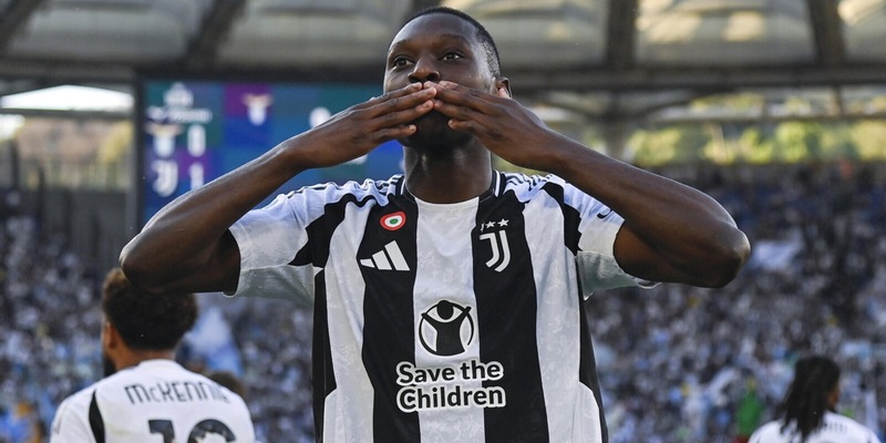 Kolo Muani, ora è rilancio Juve! Le due strade per sciogliere il nodo Psg 3 Kolo Muani, ora è rilancio Juve! Le due strade per sciogliere il nodo Psg