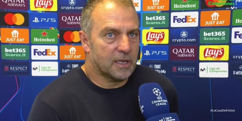Rabbia Flick in conferenza, la frase che attacca l'arbitro Marciniak: "Quando doveva decidere..." 3 Rabbia Flick in conferenza, la frase che attacca l'arbitro Marciniak: "Quando doveva decidere..."