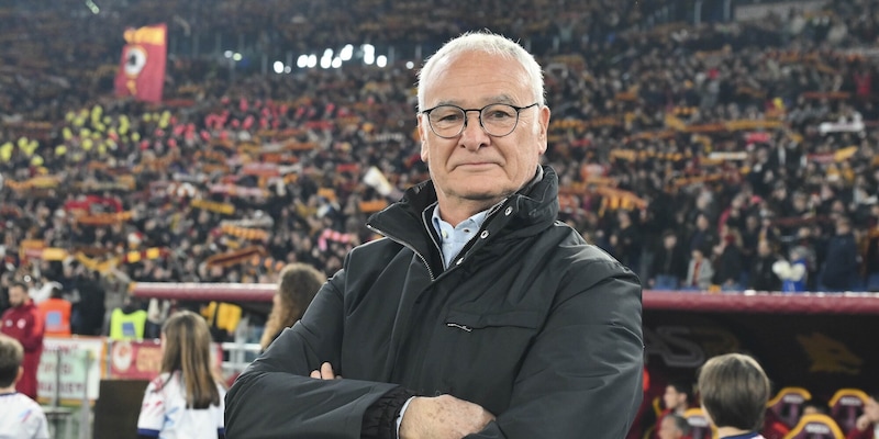 Coreografia Roma e omaggio a Ranieri, cosa ha chiesto la Curva Sud: la richiesta sui social 2 Coreografia Roma e omaggio a Ranieri, cosa ha chiesto la Curva Sud: la richiesta sui social