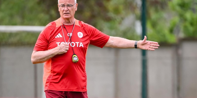 Ranieri, da Cagliari a Roma passando per cinque nazioni: il giro del mondo di una leggenda 2 Ranieri, da Cagliari a Roma passando per cinque nazioni: il giro del mondo di una leggenda