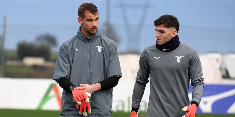 Lazio tra Mandas e Provedel: la gestione futura dei portieri è rinviata ai prossimi mesi 2 Lazio tra Mandas e Provedel: la gestione futura dei portieri è rinviata ai prossimi mesi