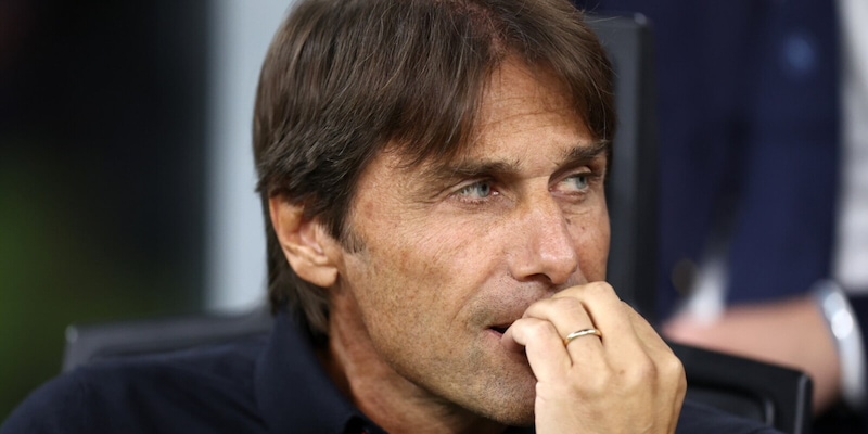 Conte-Juve, le indiscrezioni di un accordo già raggiunto. Allegri, occhio all’Inter! 1 Conte-Juve, le indiscrezioni di un accordo già raggiunto. Allegri, occhio all’Inter!