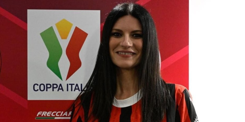 Laura Pausini, che frecciata ai tifosi del Milan: “Dobbiamo darci più da fare…” 1 Laura Pausini, che frecciata ai tifosi del Milan: “Dobbiamo darci più da fare…”