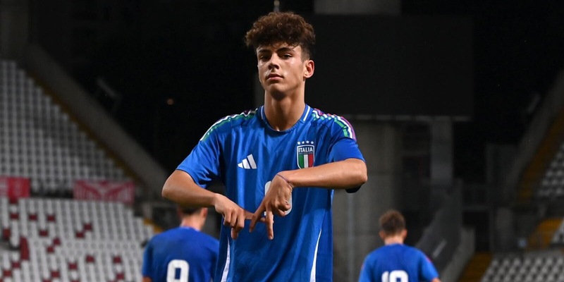 Il figlio d’arte Piá è la stella dell'Italia Under 17: "Ballo, dribblo e vinco” 4 Il figlio d’arte Piá è la stella dell'Italia Under 17: "Ballo, dribblo e vinco”
