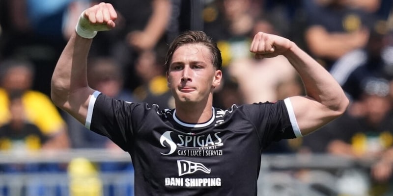 Esposito e Ikoné: Toro in attacco, a tutto mercato 1 Esposito e Ikoné: Toro in attacco, a tutto mercato