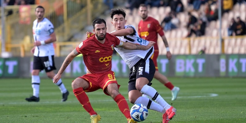 Dove vedere Catanzaro-Cesena in tv? Dazn o Sky, orario 4 Dove vedere Catanzaro-Cesena in tv? Dazn o Sky, orario