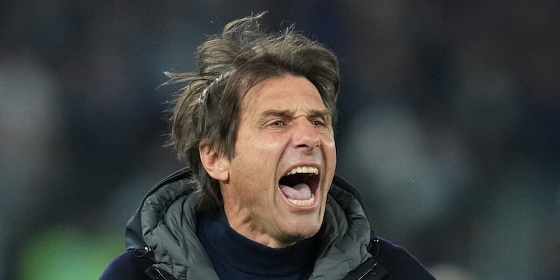 Conte e il suo numero magico. Ma non sbandierarlo porta bene
1 Conte e il suo numero magico. Ma non sbandierarlo porta bene