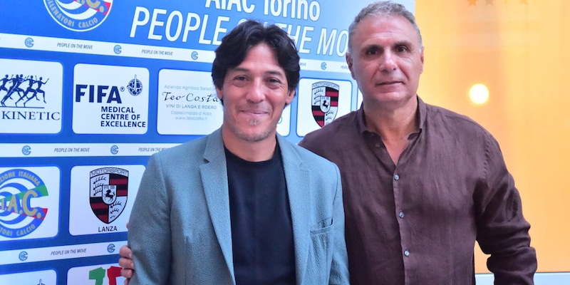 A Leinì l'incontro degli allenatori con il campione del mondo Camoranesi 1 A Leinì l'incontro degli allenatori con il campione del mondo Camoranesi