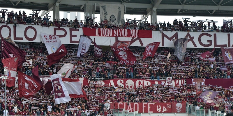 L'ira dei tifosi del Torino: tutti contestati! 1 L'ira dei tifosi del Torino: tutti contestati!