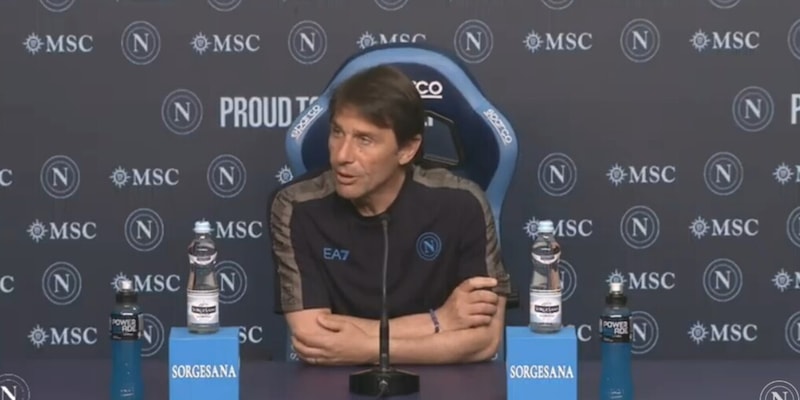 Conte, carica Scudetto: "Napoli, adesso finiamo il lavoro" 2 Conte, carica Scudetto: "Napoli, adesso finiamo il lavoro"
