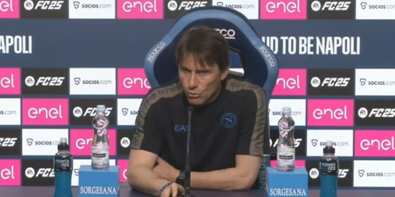 Conte e la lotta scudetto con l'Inter: "Lecce importante, ma non dimentichiamo..." 2 Conte e la lotta scudetto con l'Inter: "Lecce importante, ma non dimentichiamo..."