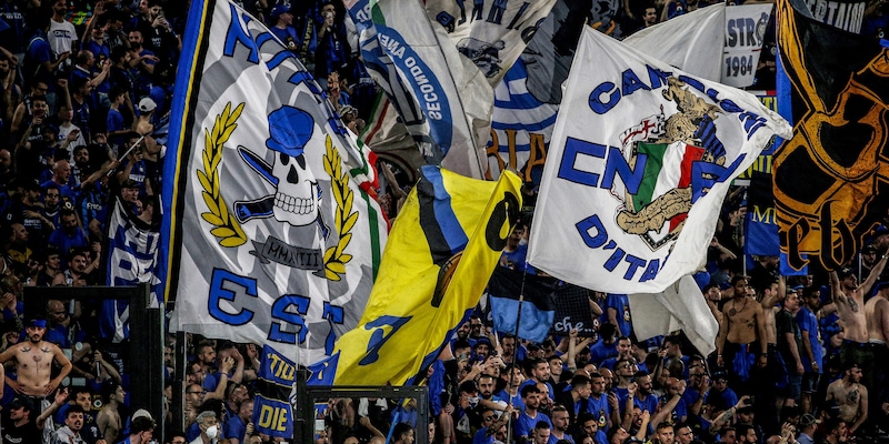 Inter e Milan, 7 ultras arrestati: usura, parcheggi, rapina ed estorsioni 3 Inter e Milan, 7 ultras arrestati: usura, parcheggi, rapina ed estorsioni