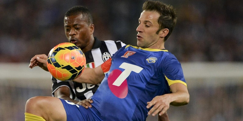 Evra, il vero fuoco e Del Piero: "Ritorno alla Juve? I tifosi ci sperano!" 1 Evra, il vero fuoco e Del Piero: "Ritorno alla Juve? I tifosi ci sperano!"