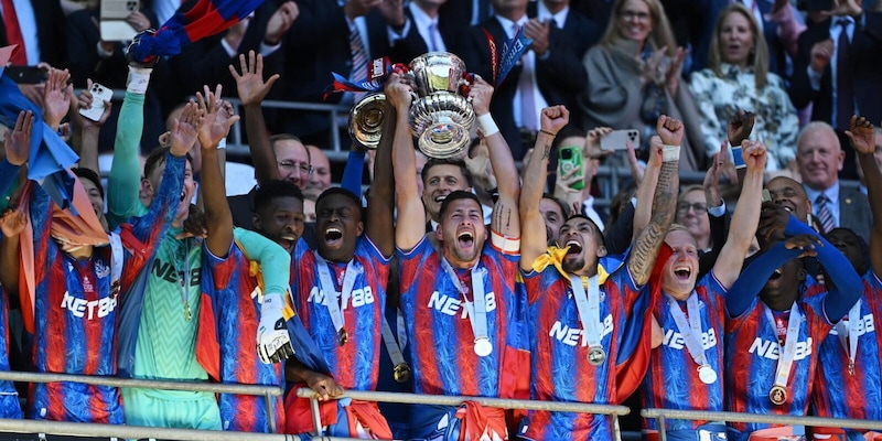 L'incredibile scommessa vinta da un tifoso inglese: ecco quanto ha incassato puntando sul Crystal Palace 4 L'incredibile scommessa vinta da un tifoso inglese: ecco quanto ha incassato puntando sul Crystal Palace