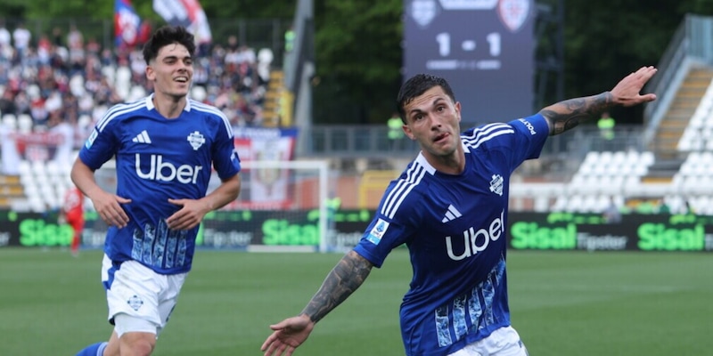 Tris Como, Fabregas è decimo! Cagliari, la salvezza deve attendere 1 Tris Como, Fabregas è decimo! Cagliari, la salvezza deve attendere