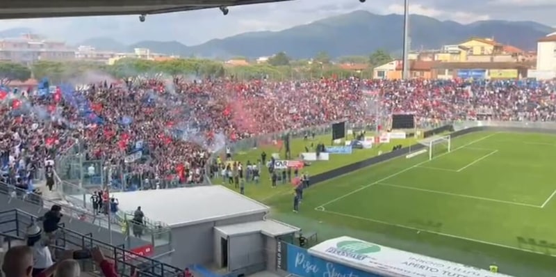 Il Pisa di Inzaghi fa la storia: promosso in Serie A dopo 34 anni. La sconfitta è indolore a Bari 2 Il Pisa di Inzaghi fa la storia: promosso in Serie A dopo 34 anni. La sconfitta è indolore a Bari