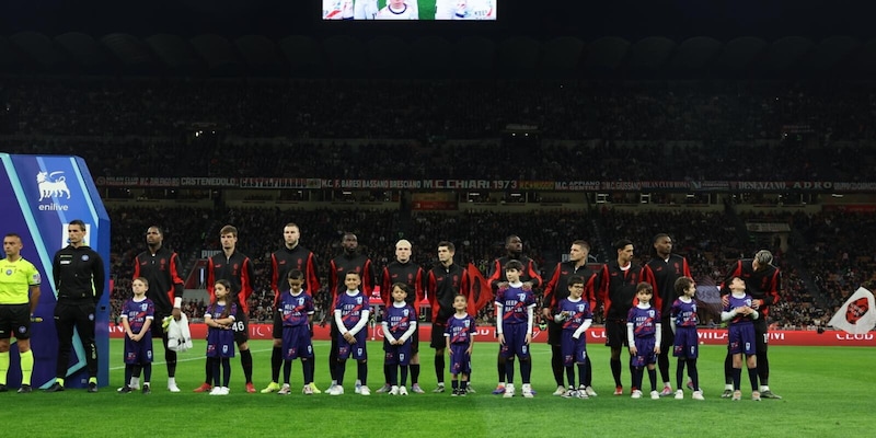 Il Milan celebra la Festa della Mamma con i cognomi materni sulle maglie 4 Il Milan celebra la Festa della Mamma con i cognomi materni sulle maglie