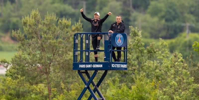 Luis Enrique e l'allenamento del PSG visto dalla gru a 6 metri: c'è un motivo ben preciso 3 Luis Enrique e l'allenamento del PSG visto dalla gru a 6 metri: c'è un motivo ben preciso