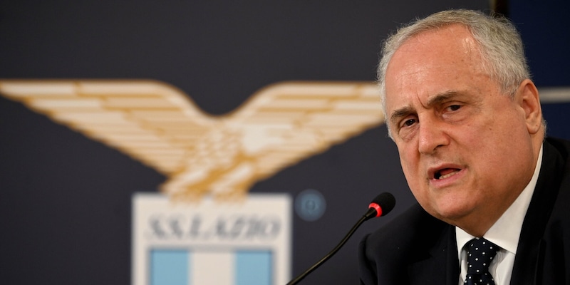 Lazio furibonda: "Attacco coordinato in un momento cruciale della stagione" 3 Lazio furibonda: "Attacco coordinato in un momento cruciale della stagione"