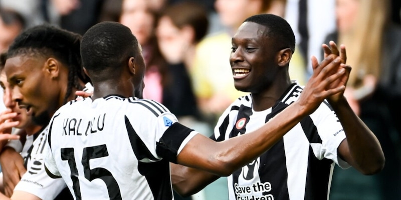 Kalulu, retroscena Francia: "Kolo Muani me lo ha detto alla Juve" 1 Kalulu, retroscena Francia: "Kolo Muani me lo ha detto alla Juve"