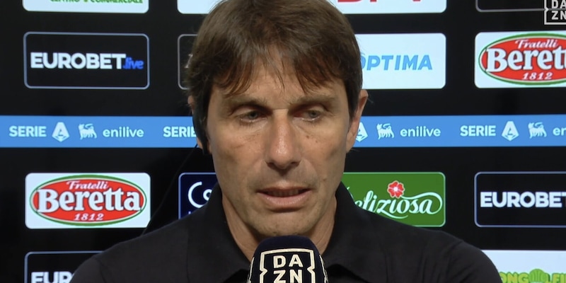 Conte dopo Lecce-Napoli: "Me l'ha insegnato la carriera: c'è chi scrive la storia e chi legge" 1 Conte dopo Lecce-Napoli: "Me l'ha insegnato la carriera: c'è chi scrive la storia e chi legge"