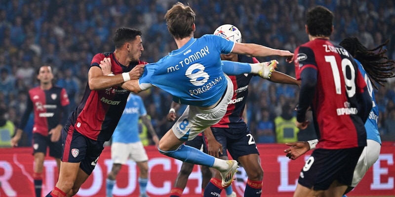 Il Napoli di Conte Campione d'Italia! Inter, inutile vittoria a Como 1 Il Napoli di Conte Campione d'Italia! Inter, inutile vittoria a Como