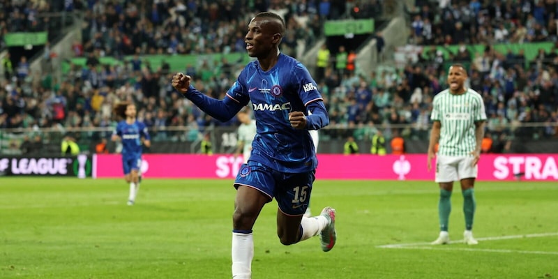 Il Chelsea soffre poi cala il poker con il Betis: Maresca conquista la Conference 3 Il Chelsea soffre poi cala il poker con il Betis: Maresca conquista la Conference