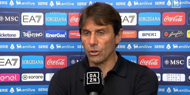 Conte amaro: "Napoli, bonus giocato. Il Genoa due tiri in porta e due gol" 1 Conte amaro: "Napoli, bonus giocato. Il Genoa due tiri in porta e due gol"