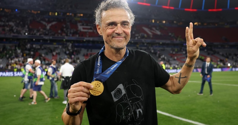 Luis Enrique e la maglia speciale per la figlia Xana: momento da brividi in campo 3 Luis Enrique e la maglia speciale per la figlia Xana: momento da brividi in campo
