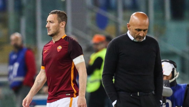 Spalletti: "La Roma mi ha lasciato solo nella vicenda Totti. Ilary? Una piccola donna” 1 Spalletti: "La Roma mi ha lasciato solo nella vicenda Totti. Ilary? Una piccola donna”