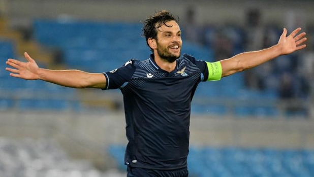 Parolo: "Idee di mercato, dialogo e... bastone. Vi racconto Igli Tare" 1 Parolo: "Idee di mercato, dialogo e... bastone. Vi racconto Igli Tare"