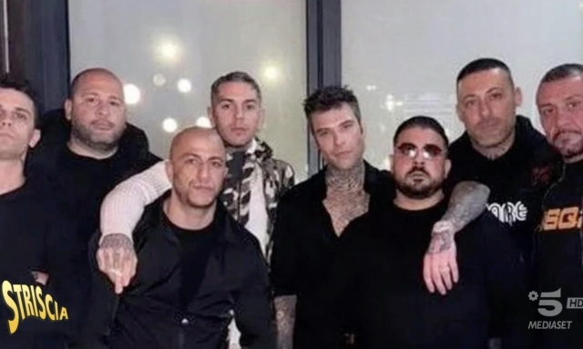 Ultras, chiesti 4 anni e 10 mesi per l'ex bodyguard di Fedez. E il Milan vuole 458 mila euro di danni 1 Ultras, chiesti 4 anni e 10 mesi per l'ex bodyguard di Fedez. E il Milan vuole 458 mila euro di danni
