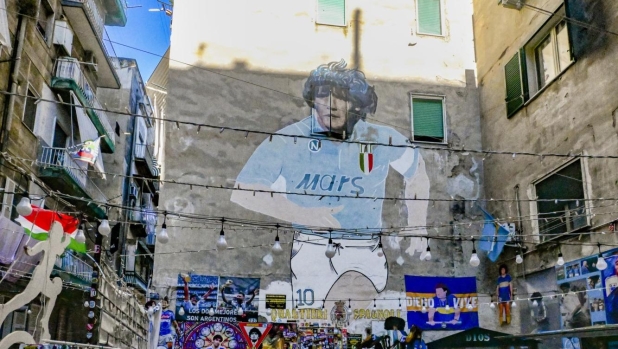 Nuova statua di Maradona a Napoli, ecco quando verrà inaugurata 2 Nuova statua di Maradona a Napoli, ecco quando verrà inaugurata