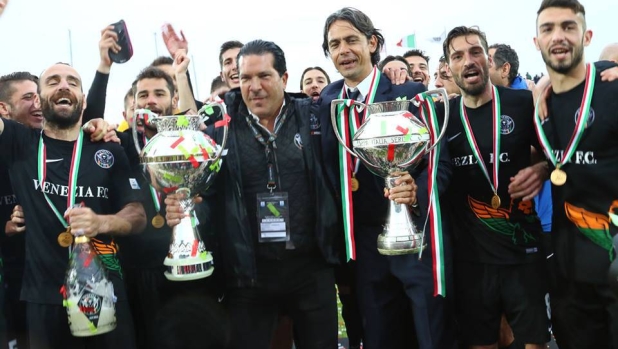 Il Viareggio col Milan, le promozioni, le coppe e i successi storici: 1 Il Viareggio col Milan, le promozioni, le coppe e i successi storici: