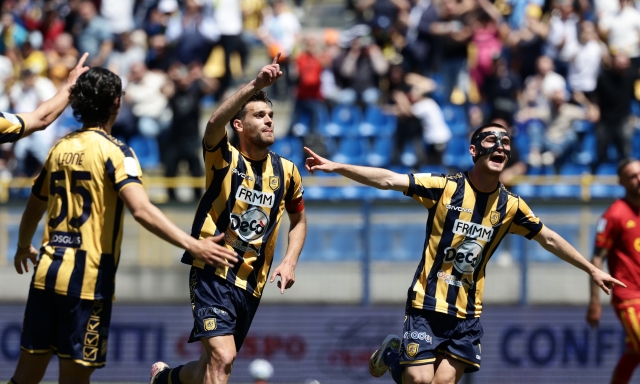 Juve Stabia, colpo con il Catanzato: continua la rincorsa playoff 1 Juve Stabia, colpo con il Catanzato: continua la rincorsa playoff